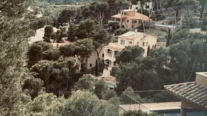 Villa mit Terrasse, privatem Pool und Grill - Image 2