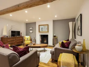 Family-friendly cottage with garden - Image 3