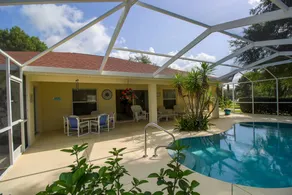 House with private pool & terrace - Image 3