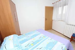 Dedicated room with BBQ & garden - Image 4