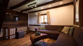Voll ausgestattete Villa mit privatem Pool, Whirlpool und Terrasse | Haustiere sind willkommen - Image 5