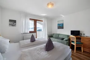 Zimmer 'Klausthaler Zimmer 22' mit Bergblick, Gemeinschaftsterrasse und Wi-Fi - Image 3