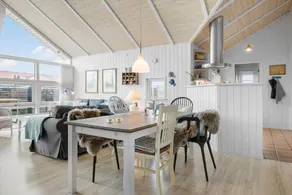House with terrace, sauna & BBQ | Sea view - Image 5
