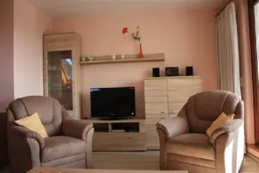 Family-oriented lovely apartment with terrace, garden & barbeque | Garden view - Image 5