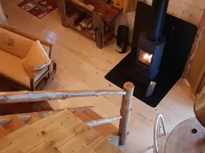 Cozy chalet with terrace and wood stove for 5 people - Image 2