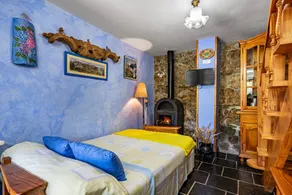 Casa vacacional con jardín y barbacoa | Vistas a la montaña - Image 3