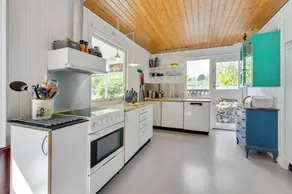Fully equipped nice holiday home with BBQ, terrace & garden - Image 4