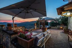 Villa 'Erbolino' with Private Garden, Outdoor Stone Bathtub and Wi-Fi - Image 2