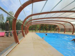Location insolite avec terrasse et piscine chauffée | Avec animaux admis - Image 2