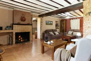 Maison avec barbecue, piscine privée et jardin | Vue montagne - Image 4
