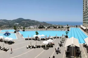 2Bed Apt - Goldcity Resort, Sea View, Pool, HotTub - Image 3