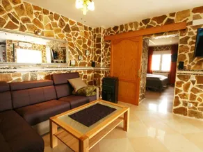 Ferienhaus mit Pool, Grill und Garten | Bergblick - Image 3
