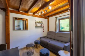 Child-friendly charming apartment with pool | Mountain view | Next to the ski - Image 5