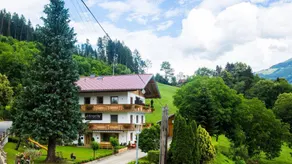 Holiday apartment with garden, terrace & barbeque | Lake view - Image 3