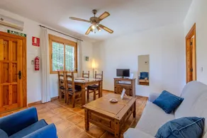 Ferienwohnung mit Pool, Garten und Grill | Bergblick - Image 5