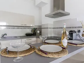 Appartement de vacances avec terrasse, jardin et piscine | Vue mer | Avec animaux acceptés - Image 3