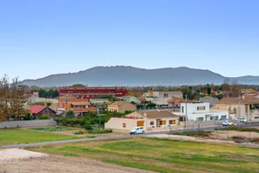 Flat with garden & pool | Garden view - Image 2