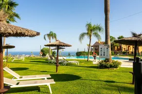 Fully equipped charming apartment with garden, terrace & heated pool | Mountain view - Image 4