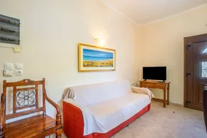 Apartment "Captain Spiros Delfino" with Mountain View, Balcony & Wi-Fi - Image 4