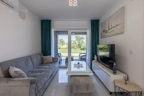 Fully equipped holiday apartment | Mountain view - Image 3