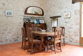 La Grange d'Oustaud mit Pool, Blick auf die Landschaft und authentischem Charme - Image 2