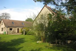 Holiday home with terrace - Image 3