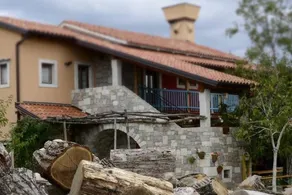 Le Torri Di Slivia: Camera matrimoniale con bagno privato - Image 4