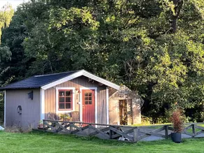 Merveilleuse cabane avec terrasse | Vue jardin - Image 2