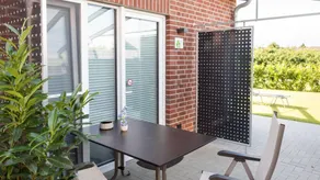 Fully equipped beautiful holiday apartment with terrace, garden & barbeque | Garden view | Beach nearby | Good for workation | Pets allowed - Image 2