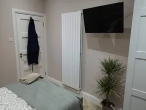 Private room with garden - Image 3