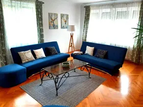 Holiday apartment with garden - Image 3