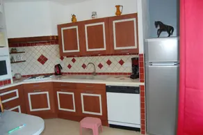 Family-friendly charming house with pool, terrace & barbecue | Garden view | Dogs allowed - Image 5