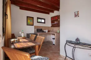 Appartement de vacances entièrement équipé avec jardin, barbecue et terrasse | Vue montagne - Image 4