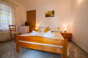 Dedicated room with terrace | Pets are welcome - Image 2