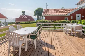 Fully equipped house with terrace & hot tub | Beach nearby - Image 5