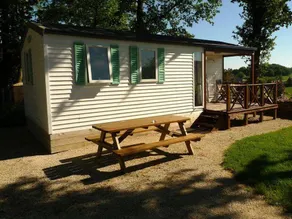 Mobil-home avec terrasse - Image 4