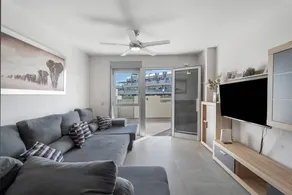 Vacation Apartment 'Terraza y Mar Stay' with Sea View, Wi-Fi, and Air Conditioning - Image 5