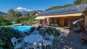 Holiday apartment with garden, barbecue & heated pool - Image 5