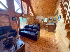 Holiday home with hot tub, fast internet & barbeque | Mountain view - Image 5