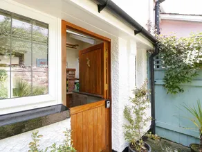 Child-friendly beautiful cottage with garden | Beach view | Next to the beach | Pets allowed - Image 2