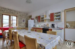 Gite with barbeque, garden & terrace - Image 3