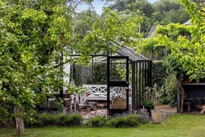 House with sauna, BBQ & jacuzzi - Image 2