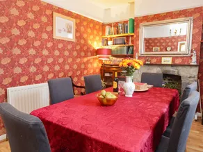 Cottage with garden - Image 5