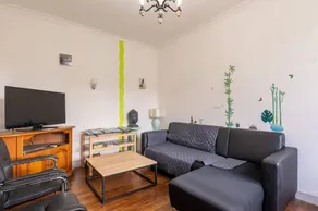 House | Garden view - Image 3