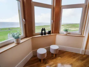 Cottage with garden | Beach view - Image 3