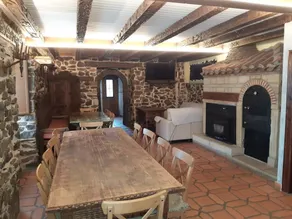 Großzügiges Ferienhaus mit Terrasse, Grill und schnellem Internet | Bergblick | Perfekt für die Arbeit von Zuhause | Haustierfreundlich - Image 3
