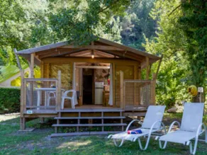 Tent with terrace & heated pool - Image 4