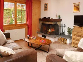 Holiday apartment with barbecue & terrace - Image 4