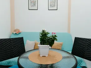 Flat with barbecue, garden & terrace - Image 2