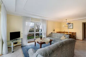 Apartment with garden, sauna & terrace | Garden view - Image 3